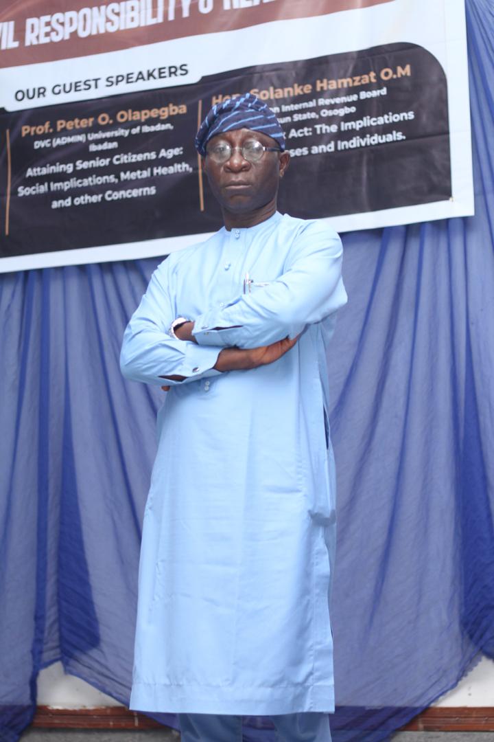 4th Colloquium - 90